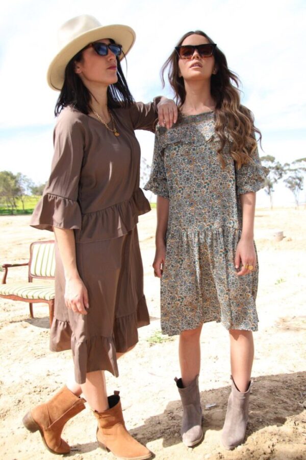 Paisley dress frill 1914