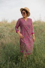 ⁦Pink Maya Paisley Dress⁩ – תמונה ⁦2⁩