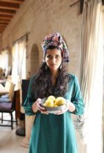 ⁦Net Flower Scarf⁩ – תמונה ⁦3⁩