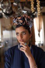 ⁦MIKA scarf⁩ – תמונה ⁦4⁩