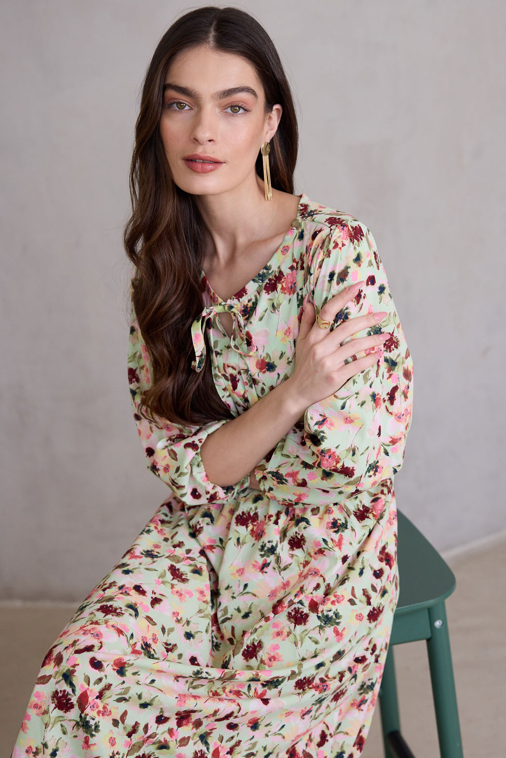 1-10-1.jpg שמלת SHOHAM פרחים מנטה – תמונה 1